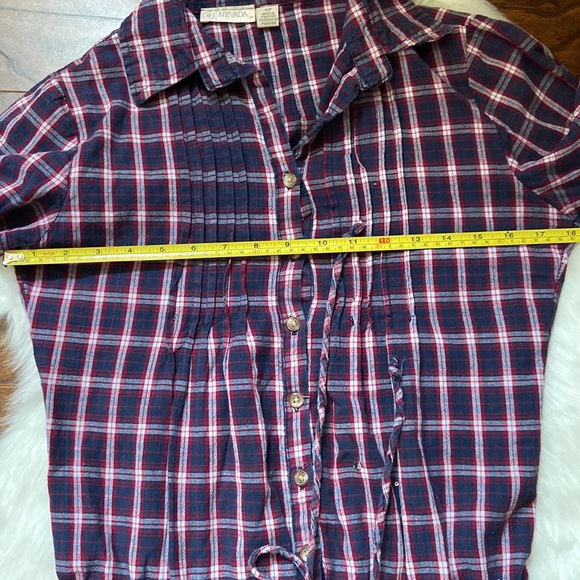 Cute Nevada plaid shirt in size S - Picture 7 of 9